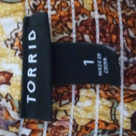 TORRID MIDI HANDKERCHIEF DRESS YELLOW SIZE 1X - Picture 6 of 12